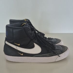 Nike Blazers Black High-Top Sneakers with White Swoosh and Gold Accents,Size US8